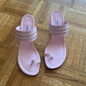 Manolo Blahnik baby pink heal with white stitching